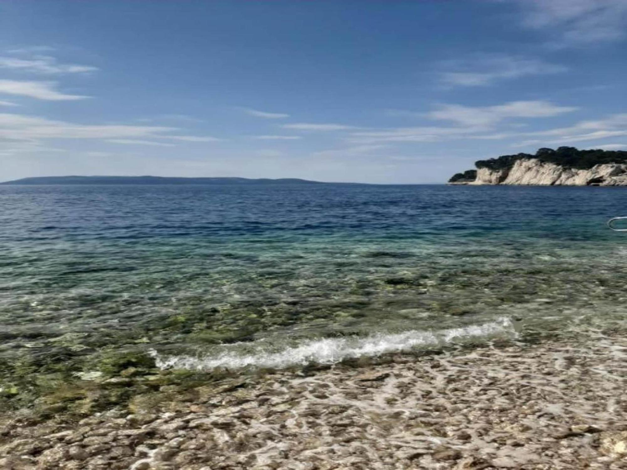 Luxurious Holiday Home In Makarska With Jacuzzi 外观 照片